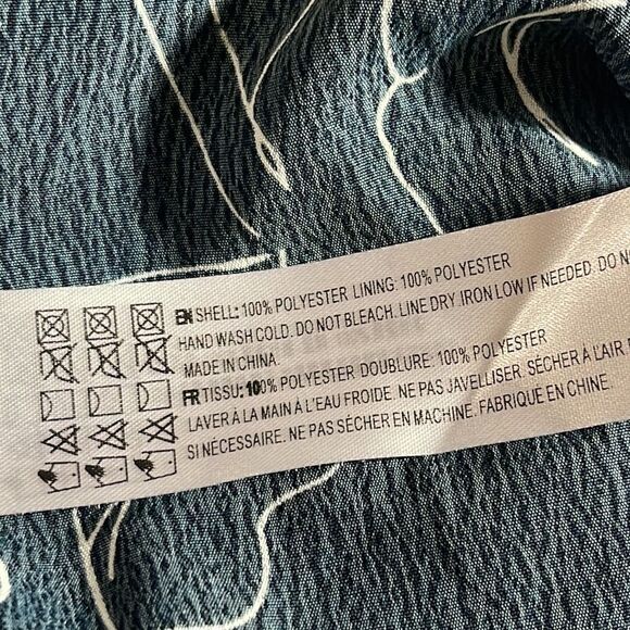 En Saison Dress Womens Size Small tiered floral puff-sleeve open back midi - Picture 11 of 11